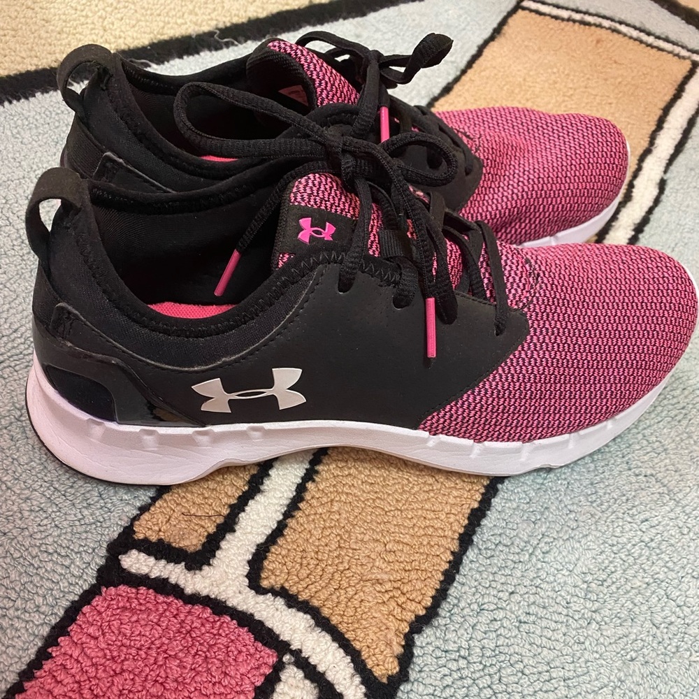 Under Armor Shoes - image 1